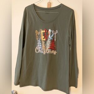 Women’s Green Merry Christmas Long Sleeve Shirt